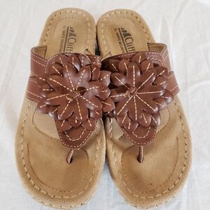 Cliff Tan Floral Sandals By White Mountain Sz 8M